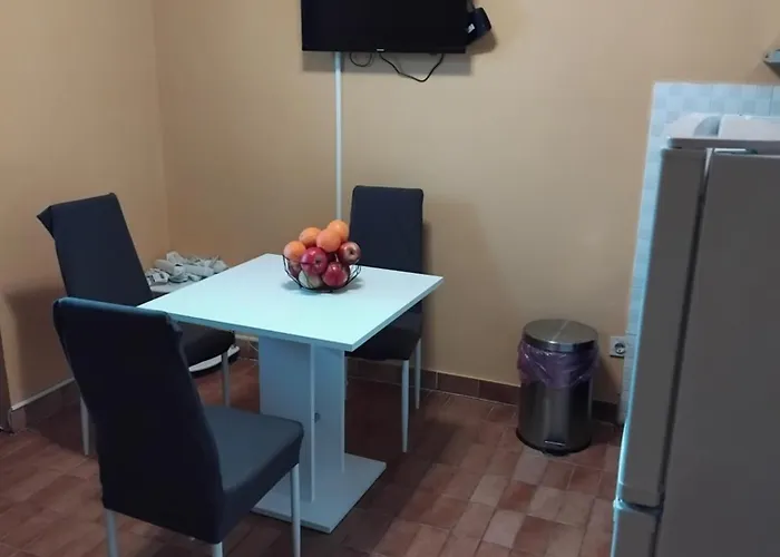 Tombili 2 Daire Pula